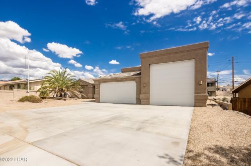3110 Jamaica Blvd, Lake Havasu City, AZ 86406-6112