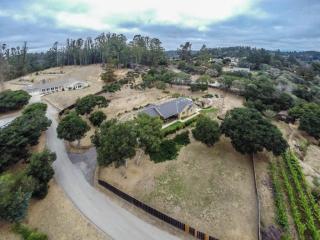 17795 Berta Canyon Rd, Salinas, CA 93907-1304