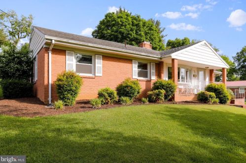 508 Massanutten Hts, Woodstock, VA 22664-1210