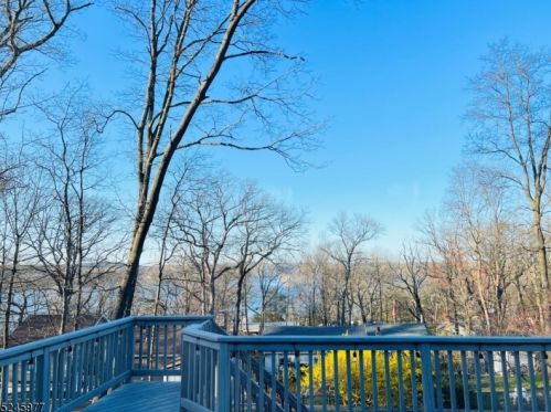 55 Wildwood Shores Dr, Hopatcong NJ  07843-1935 exterior