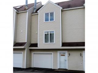 38 Gleneagle Dr, Nashua, NH 03063-1515