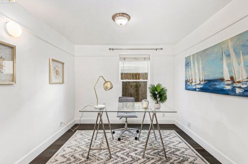 3026 Adeline St, Oakland CA 94608-4412 exterior