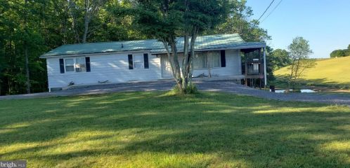 577 Bradnick Farm Rd, Mc Connellsburg, PA 17233-8469
