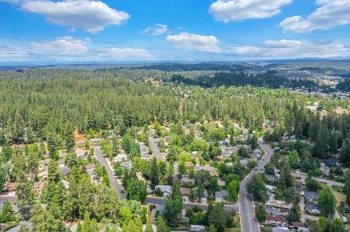 516 Packard Dr, Grass Valley CA  95945-7023 exterior