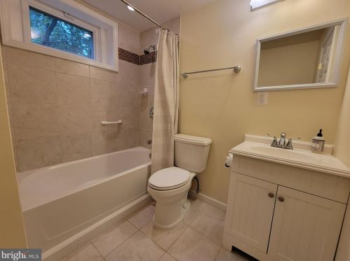 13501 Highland Farms Ct, Nokesville VA  20181-2811 exterior