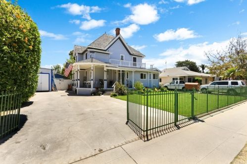 461 Citrus St, Orange, CA 92868-2140