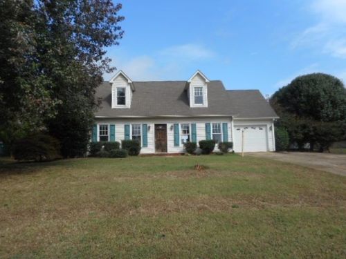 150 Dakota St, Hollis, NC 28040-9635