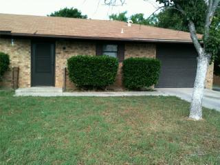 4303 Mimosa Dr, Brownwood, TX 76801-8327