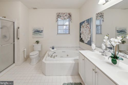 610 Gray Fox Ln, Glen Mills PA  19342-2245 exterior