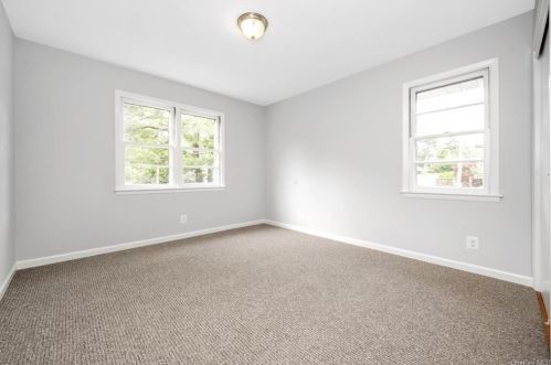 16 Bonwit Rd, Rye Brook NY  10573-1936 exterior