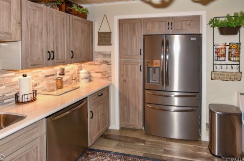 1063 H Ln, Big Bear City CA  92314-9693 exterior