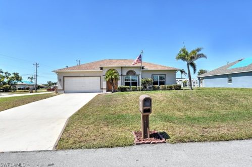 1248 3rd Ave, Cape Coral, FL 33909-1234