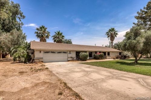 1951 Ironwood Dr, Mohave Valley, AZ 86440-9350