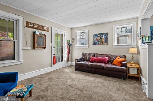 37 Hillcrest Ave, Camden NJ  08108-1318 exterior