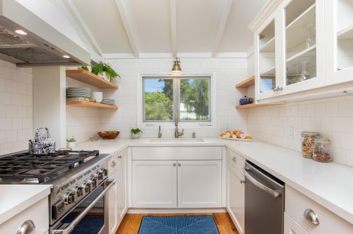 441 Baldwin Rd, Santa Barbara, CA 93105-4106