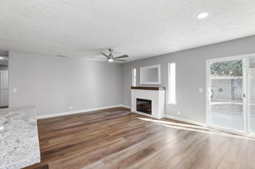 548 Denise Dr, Ripon CA  95366-2808 exterior