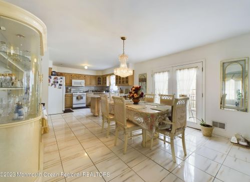 750 New Hampshire Ave, Lakewood, NJ 08701-5425