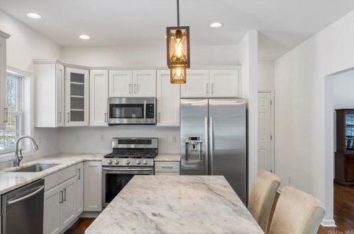 437 Depot Hill Rd, Poughquag NY  12570-5765 exterior