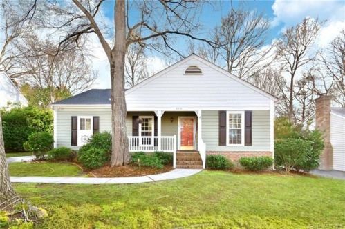 8810 Golf Ridge Dr, Charlotte, NC 28277-8842