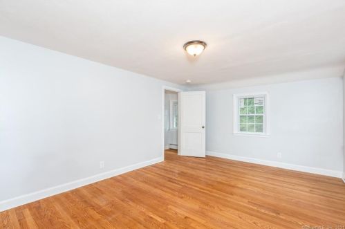 55 Forest St, Hartford CT  06118-2311 exterior