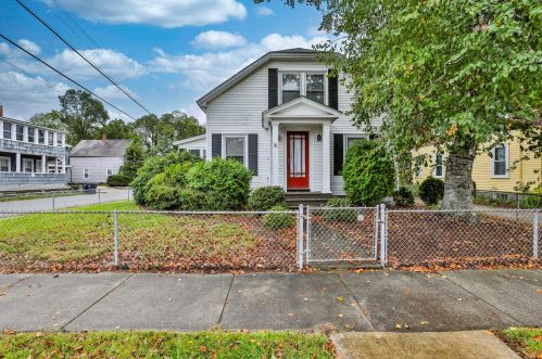 31 Haines St, Nashua, NH 03060-4037