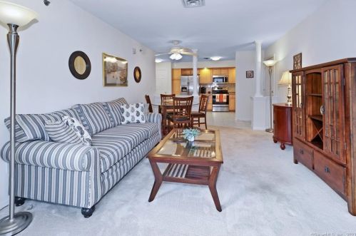 22229 Arganese Pl, Bridgeport, CT 22229-6333