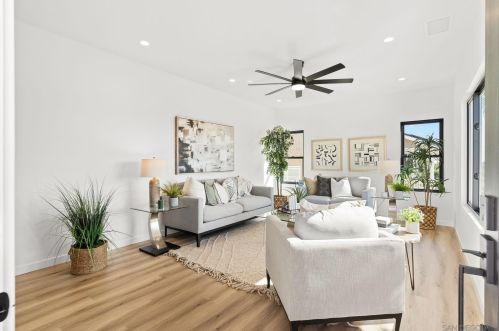 1855 Frankfort St, San Diego CA  92110-3514 exterior