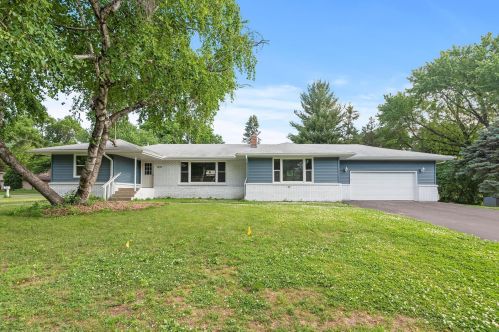 1071 Cullen Ave, Saint Paul, MN 55120-1322