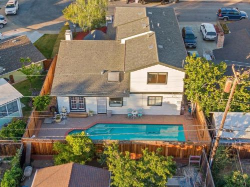 961 Selby Ln, San Jose CA  95127-1151 exterior