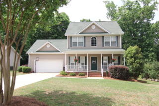 213 Oak Ridge Dr, Greenwood, SC 29649-3430