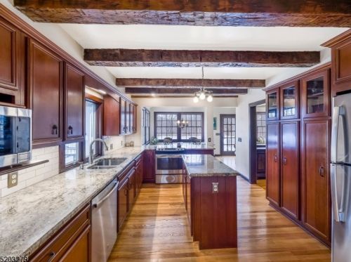 18 Dennis Rd, Lafayette NJ  07848-3153 exterior