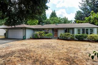 2116 100th St, Everett WA  98204-1415 exterior