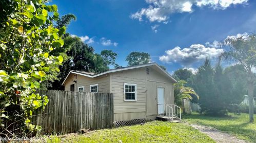 1224 School St, Cocoa, FL 32922-6287