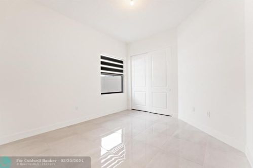 17451 41 St, Hollywood FL 33029-5035 exterior