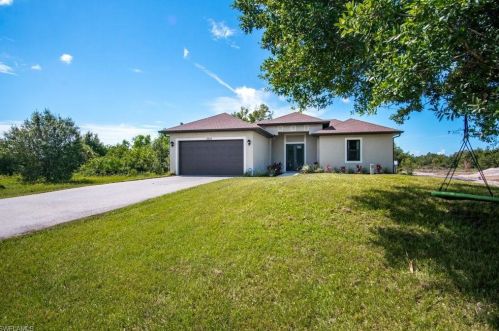 3630 70th Ave, Naples, FL 34120-2629