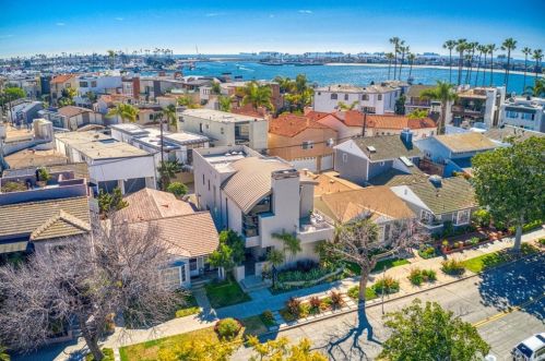 240 The Toledo, Long Beach, CA 90803-4149