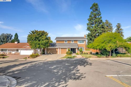 1042 Lomitas Ave, Livermore CA  94550-6436 exterior