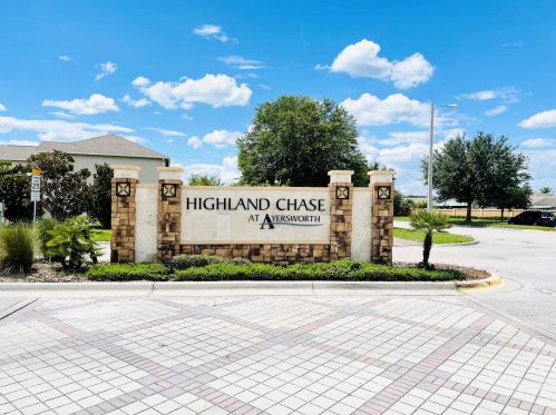 10847 Carloway Hills Dr, Wimauma, FL 33598-6143