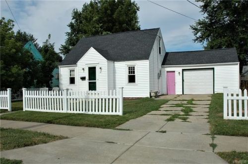 44 Barnsdale Ave, Buffalo, NY 14224-1102