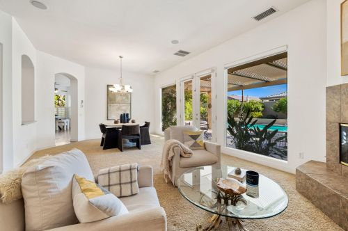 2 King Edward Ct, Rancho Mirage CA  92270-1621 exterior