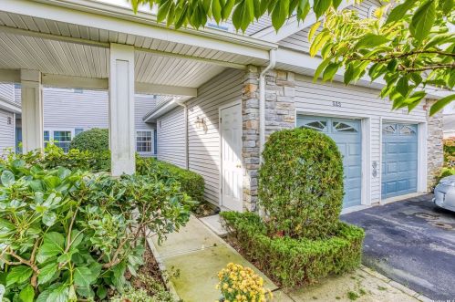 523 Highland Ct, Moriches, NY 11955-1734