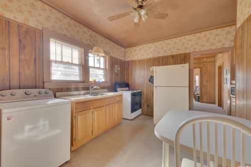 610 Bailey Ave, Greenport NY  11944-1256 exterior