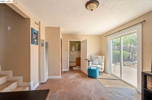 2350 109, Oakland CA  94603-4115 exterior