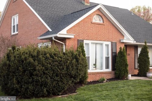 104 Marble St, Navy Sup Dpt, PA 17055-4259