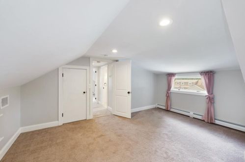 9 Norman St, Cumberland RI  02864-6411 exterior