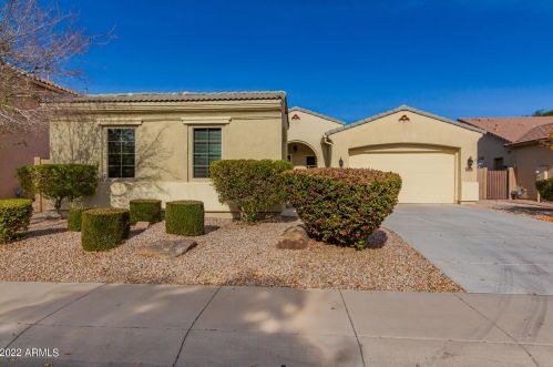 1654 Mia Ln, Gilbert, AZ 85298-3210