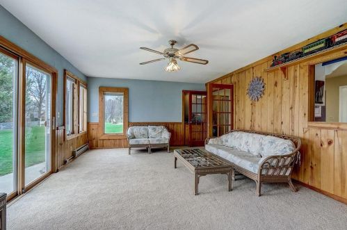 1226 Wedgewood Dr, Waukesha WI  53186-6753 exterior