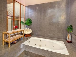 6890 156th Pl, Redmond WA  98052-4845 exterior