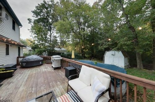 16 Beaver Ave, West Milford NJ  07480-2305 exterior