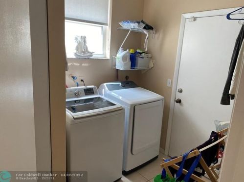 271 151 Ave, Hollywood FL exterior